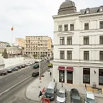 Superb - Old Town *