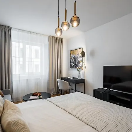 Superb - Old Town Daire *